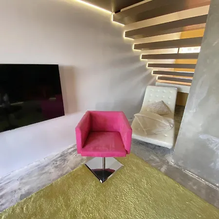 Апартаменты Marina Mezzanine Loft