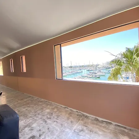 Marina Mezzanine Loft Apartman