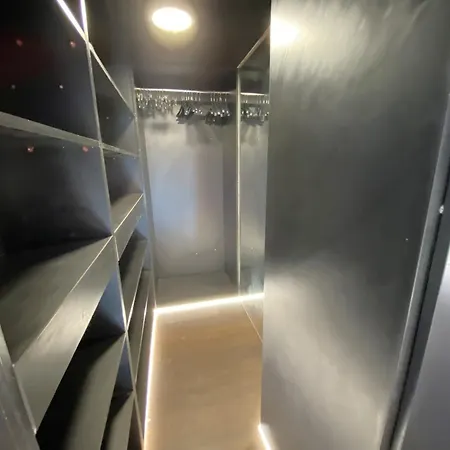 Marina Mezzanine Loft וילהמורה