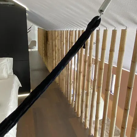 Marina Mezzanine Loft דירה