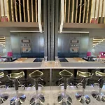Апартаменты Marina Mezzanine Loft Виламура