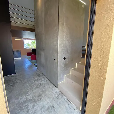 Marina Mezzanine Loft Apartamento